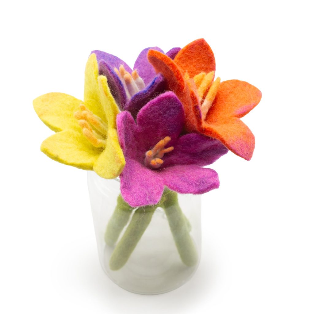 Felt Flowers – Lily (10 Assorted Colours)
