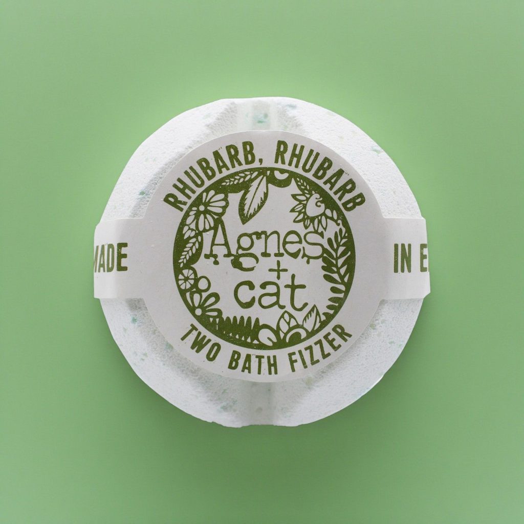 Agnes + Cat Badebombe – Rhubarb Rhubarb