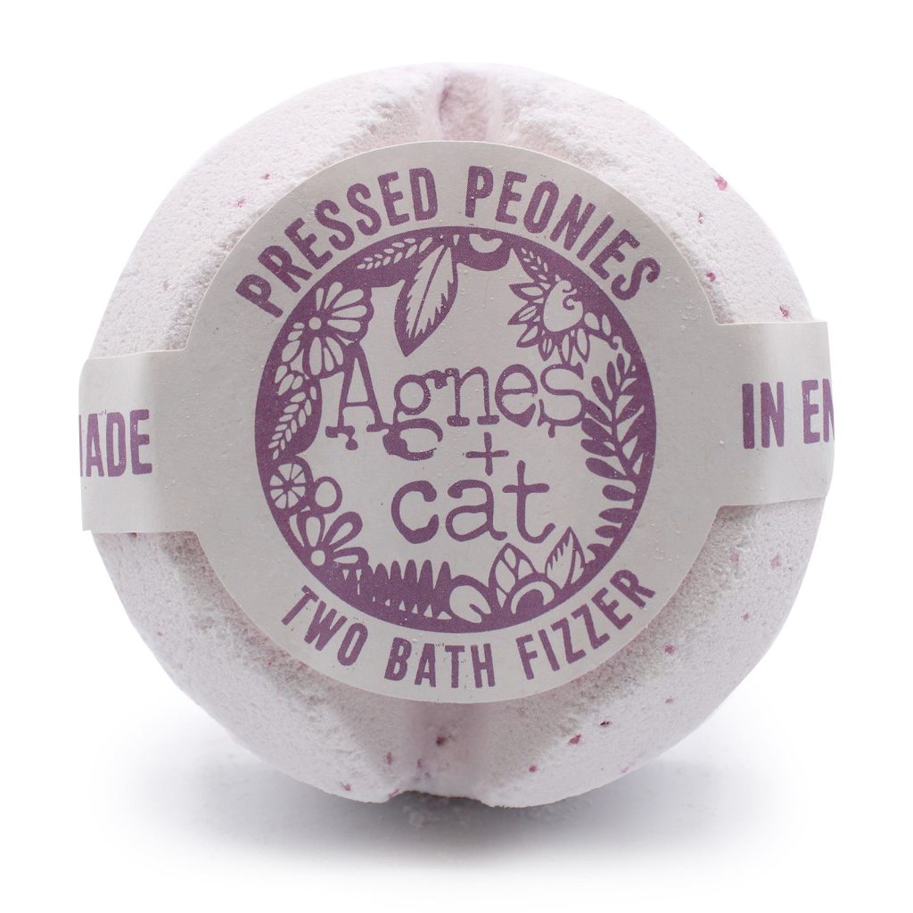 Agnes + Cat Badebombe – Pressed Peonies