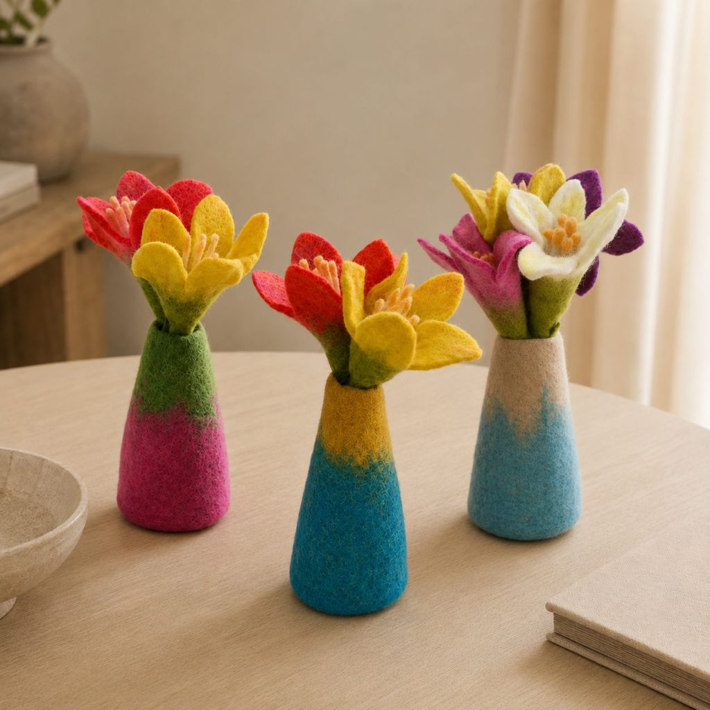 Felt Flower Vases – Sæt Med 3 Assorted Designs