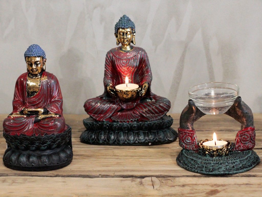 Antique Buddha – Classic Statue