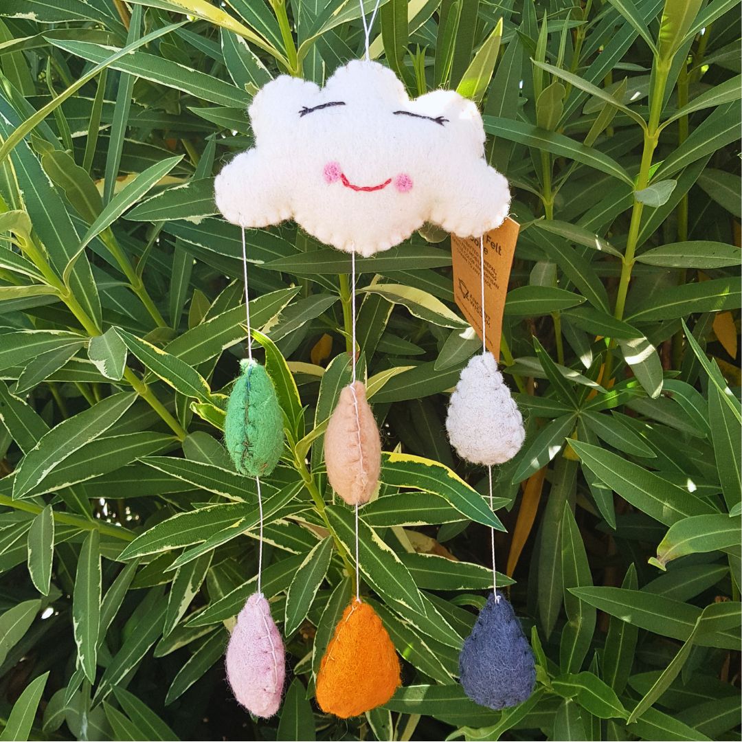 Handmade Felt Mobile – Mini Happy Clouds - Billede 1