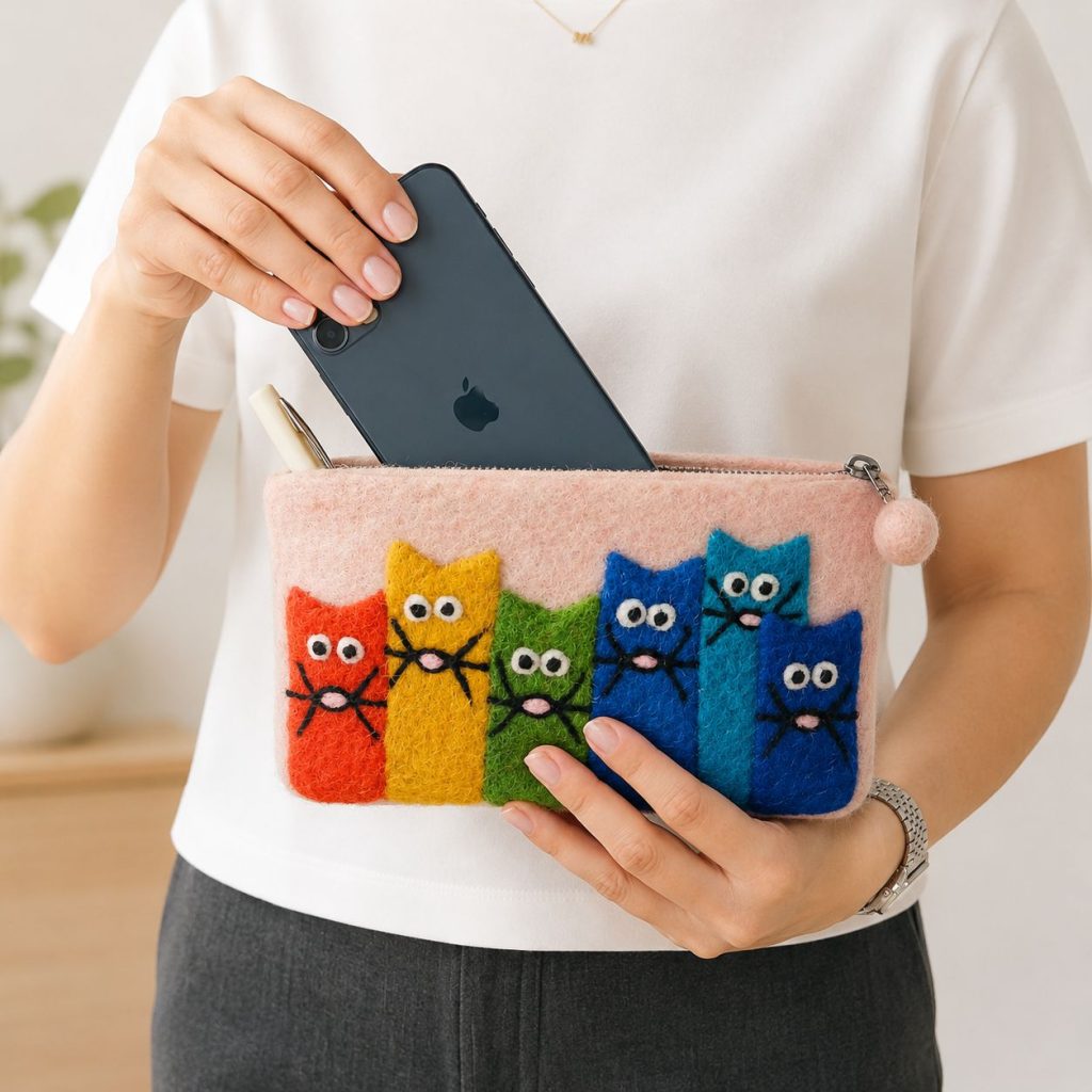 Natural Felt Zipper Pouches – Curious Cat Group