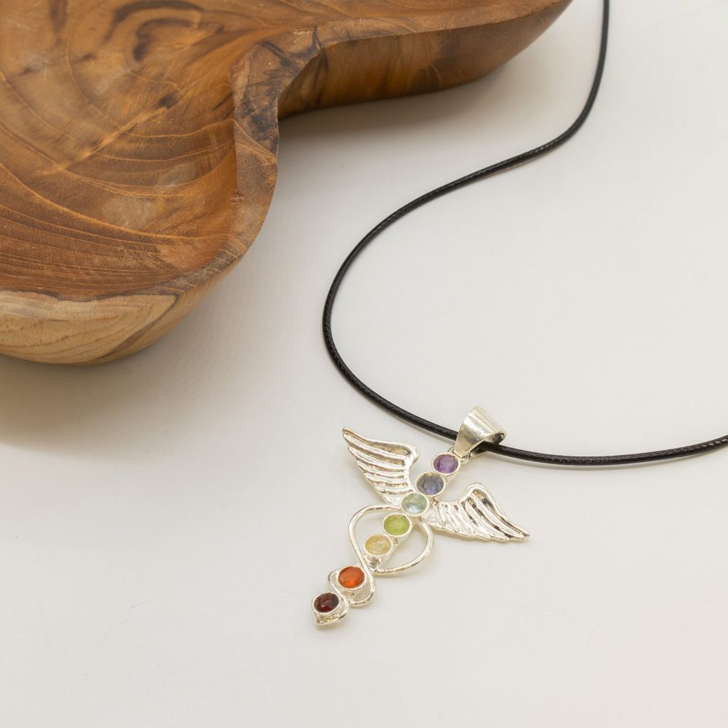 Indisk Andagtsvedhæng – Sølvbelagt (45Cm Snor) – Angel Chakra