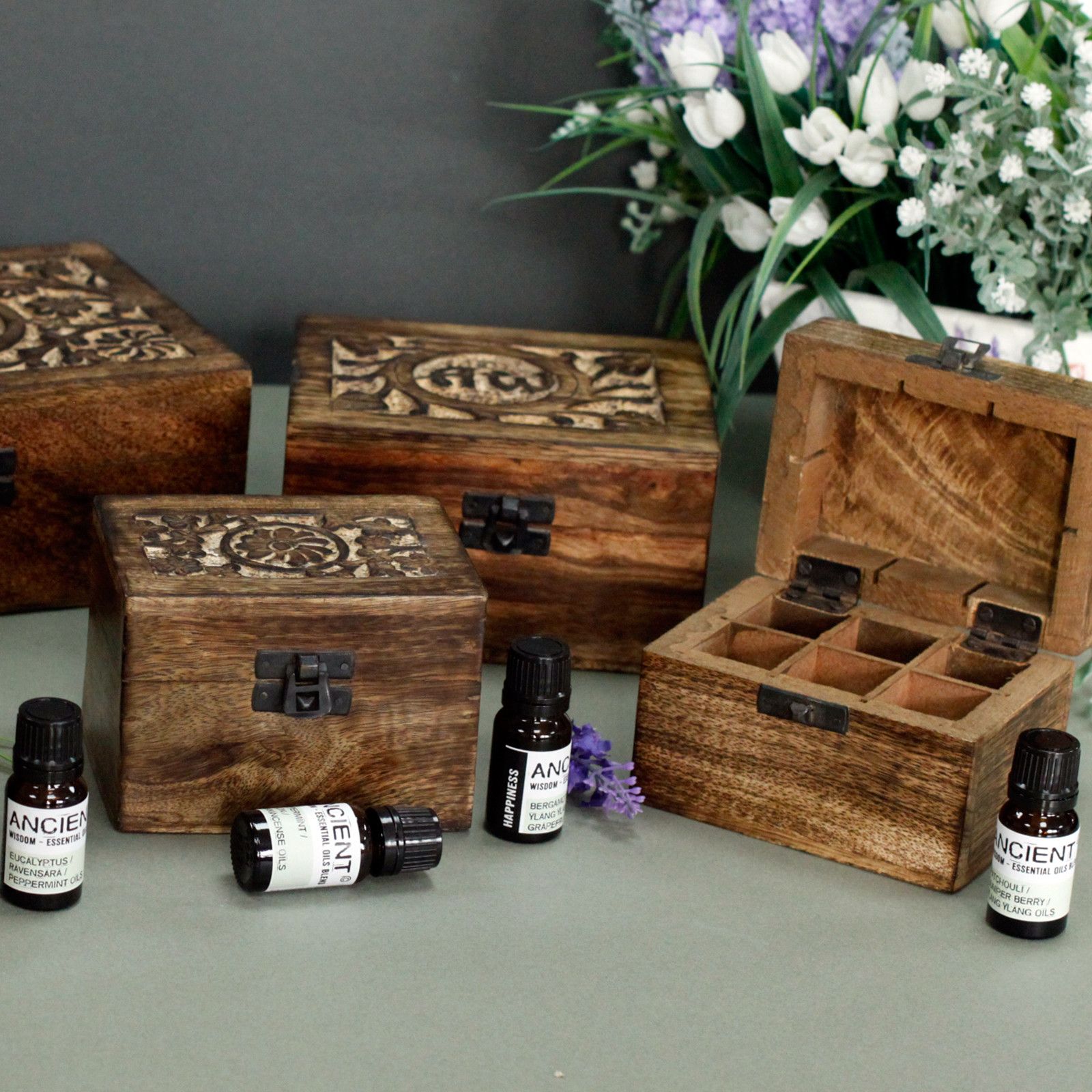 Aromaterapi Floral Carved Box (Holds 24 Bottles) - Billede 2